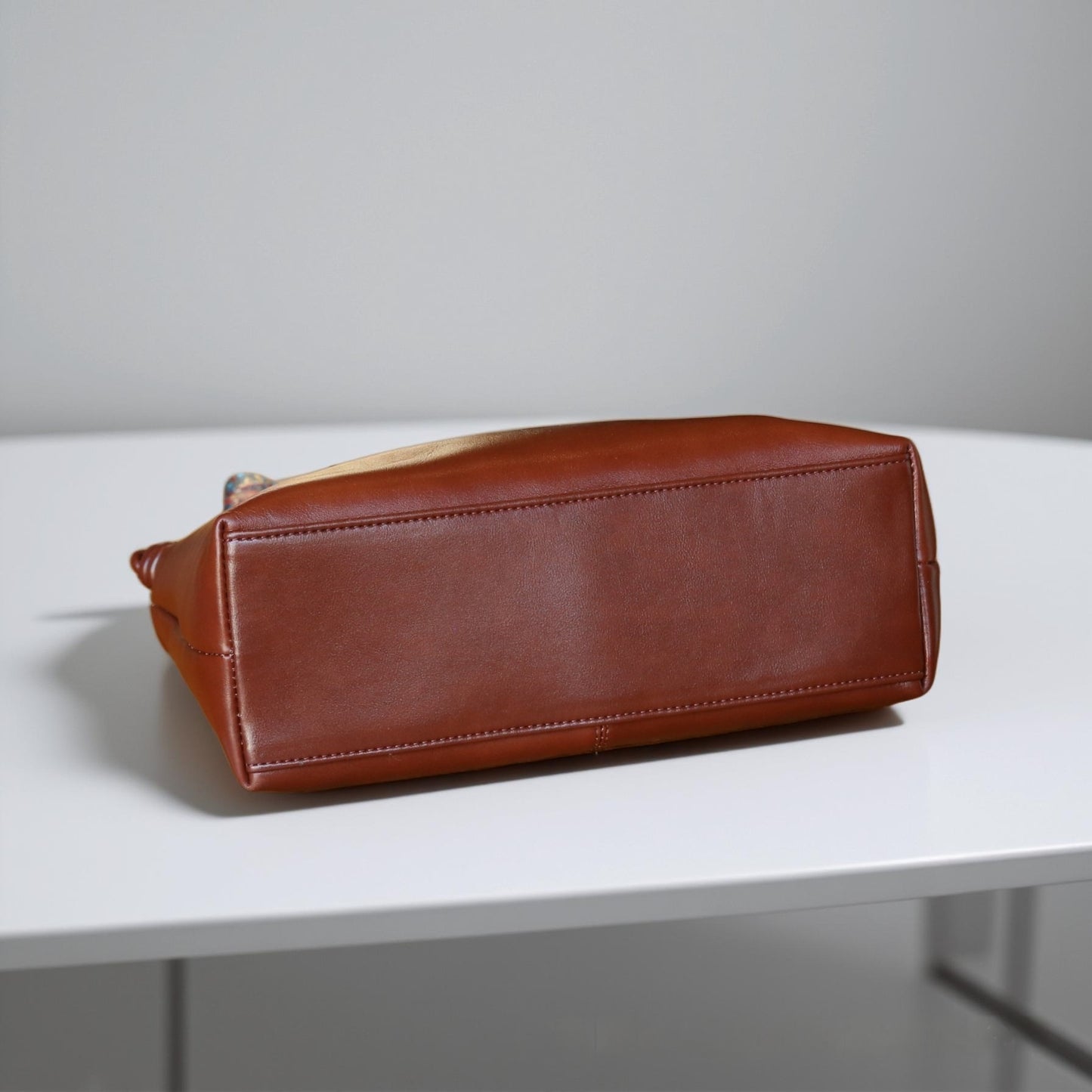 Kreativ grouss Handtasche fir den Alldag