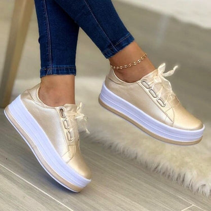 Baskets plates tendance pour femme