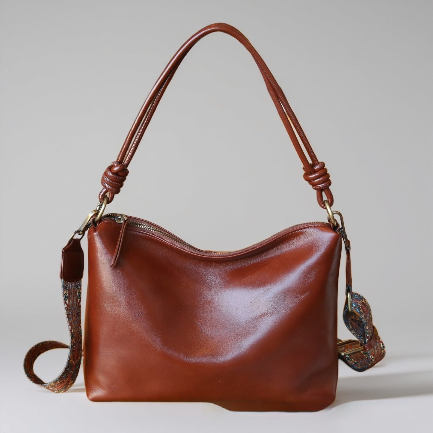 Kreativ grouss Handtasche fir den Alldag