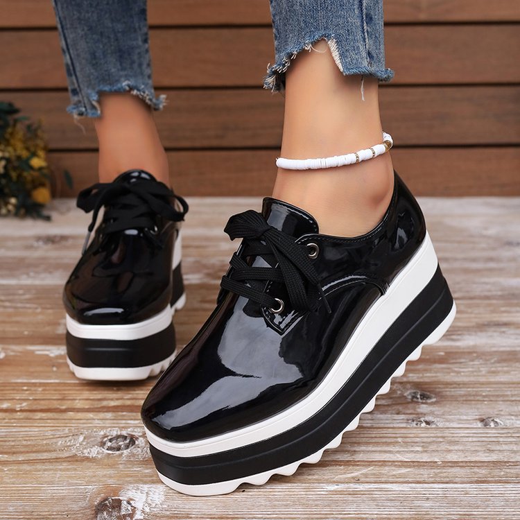 Escarpins en cuir verni