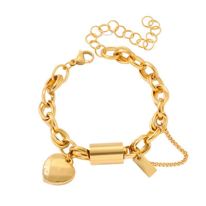 Armband an Unhänger aus Edelstol