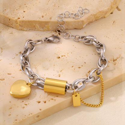 Armband an Unhänger aus Edelstol