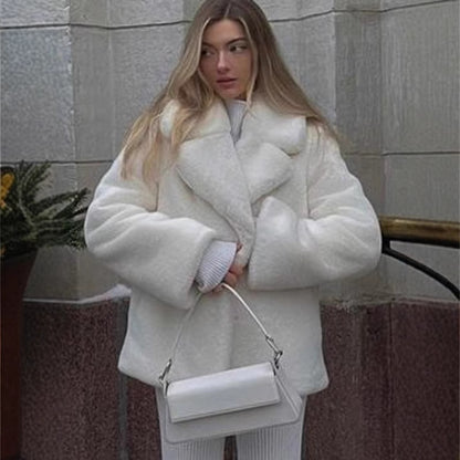 Street-Style Top Mat Ofgerënntem Halsauszuch